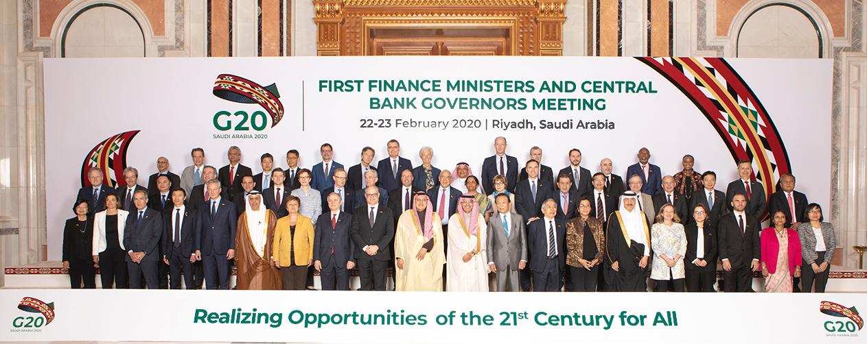 Photo de groupe des Ministres des finances et des Gouverneurs des banque centrales avec le conseiller fédéral Ueli Maurer, G20 Riyad, 22-23 febbraio 2020. © G20 Saudi Arabia 2020